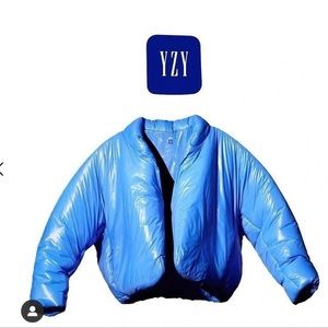 - Gap Yeezy round blue coat Jacket medium brand new Kanye west auth…